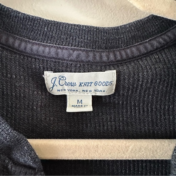 J. Crew Knit Goods Men’s Gray Medium Thermal Long Sleeve - Picture 3 of 4